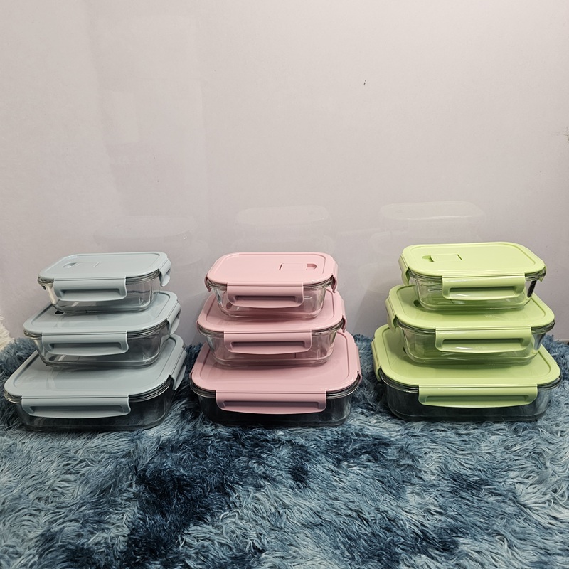 Kitchen & Dining