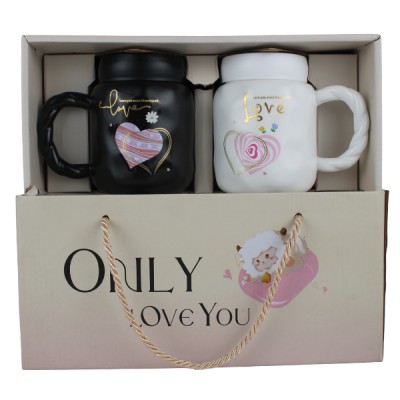 Love Couple Ceramic Mug Set with Mirror Lid – Romantic Gift for Couples